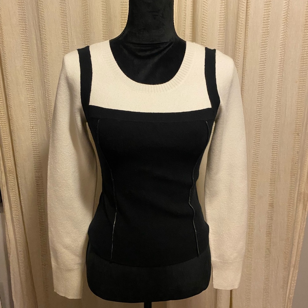 ♥️New♥️ Anthropolgie Maeve Black and White Sweater S